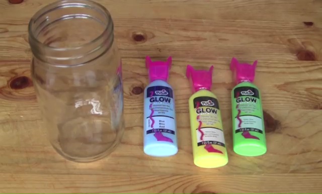 DIY Glow in Dark Storage Jar (1)