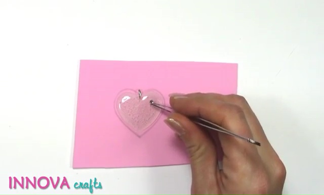 DIY Glue Gun Crafts How to make a Heart Pendant (11)