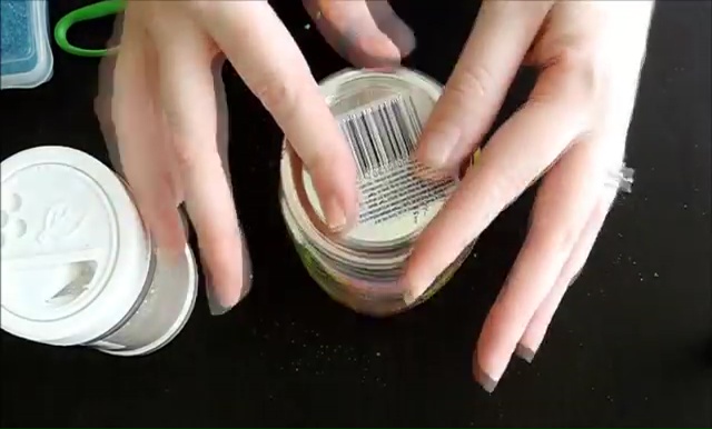 How to make a DIY Fairy Glow Jar (17)