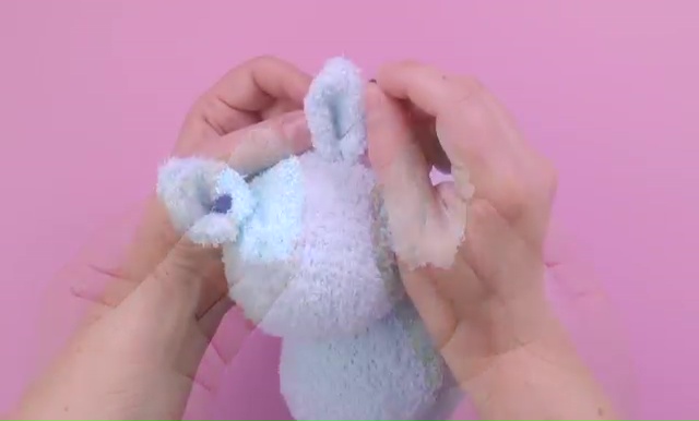 How to make a socks unicorn (25)