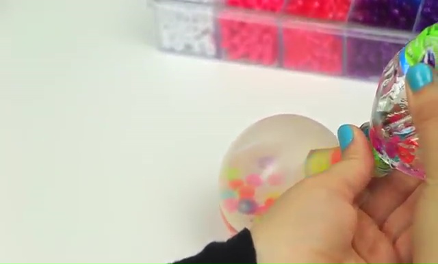 DIY Glitter Liquid Orbeez Stress Ball (19)