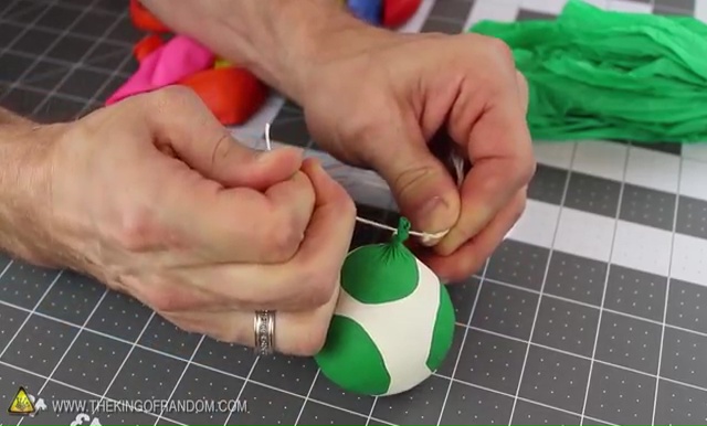 DIY How to make Parachute flying Sky balls (21)