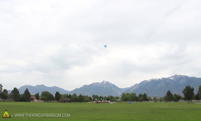 DIY How to make Parachute flying Sky balls (24)