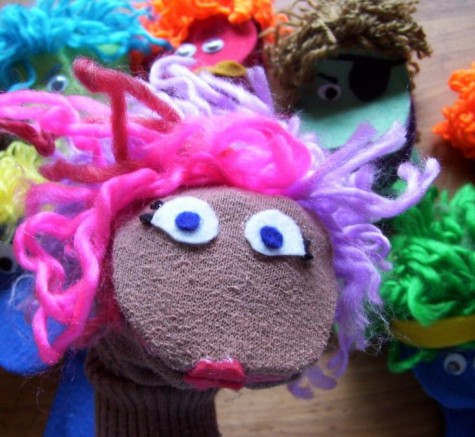 DIY-How-to-make-sock-puppets