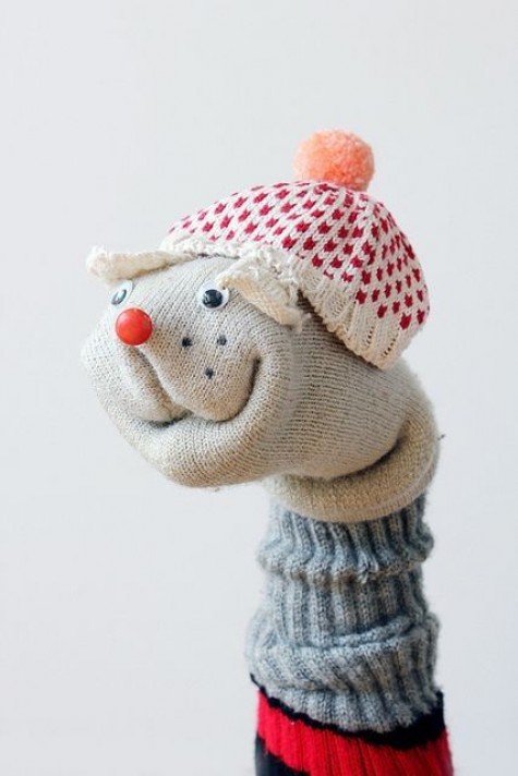 DIY-How-to-make-sock-puppets