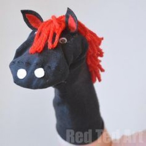 DIY-How-to-make-sock-puppets