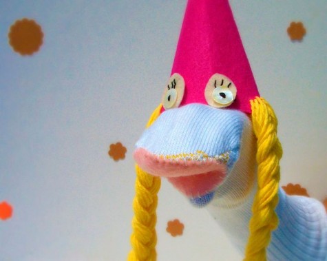 DIY-How-to-make-sock-puppets