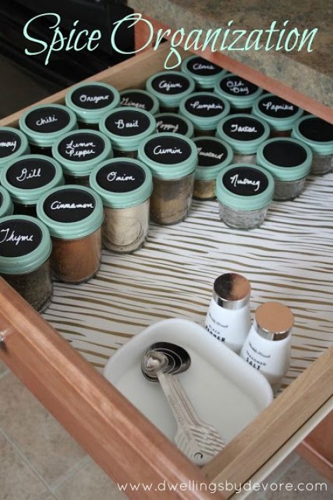 DIY-Mason-jar-storage-organizer