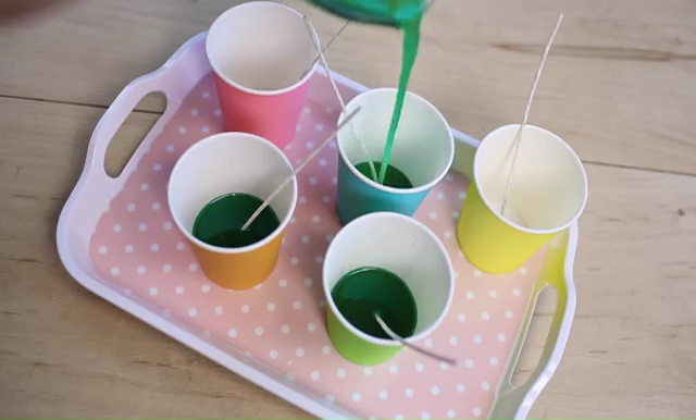 DIY how to make crayon watermelon candles (8)