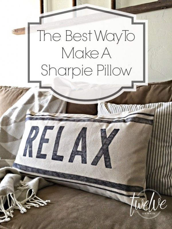 DIY Christmas Sharpie Pillow