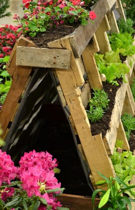 DIY recycled planter box