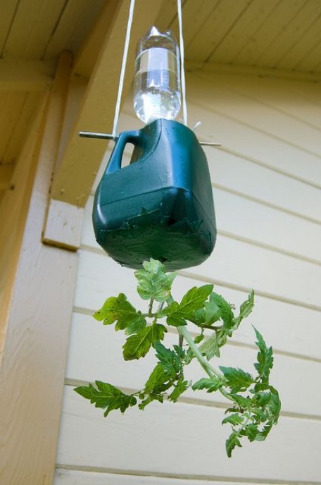 DIY recycled planter box