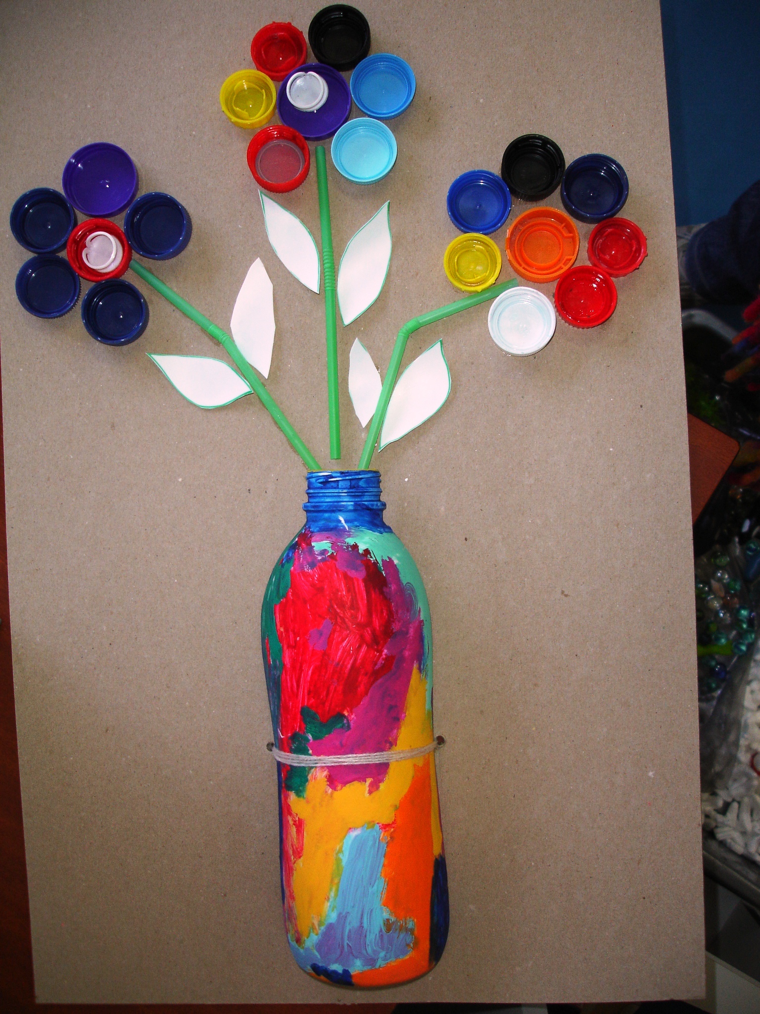 40 DIY Bottle Cap Craft Ideas: Creative Bottle Cap and Plastic Lid Arts