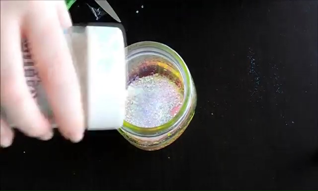 How to make a DIY Fairy Glow Jar (13)