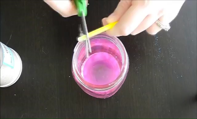 How to make a DIY Fairy Glow Jar (8)