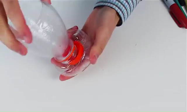 Recycled Plastic Bottle Craft (30)