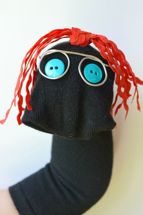 DIY-How-to-make-sock-puppets