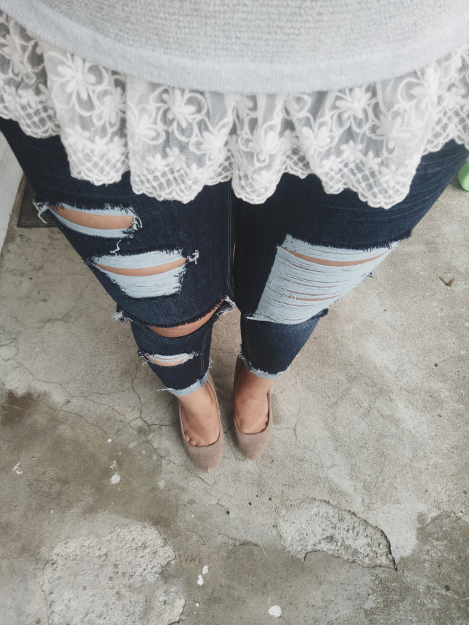 #52 DIY Ripped Jeans: How to Make Natural Looking Distressed Jeans
