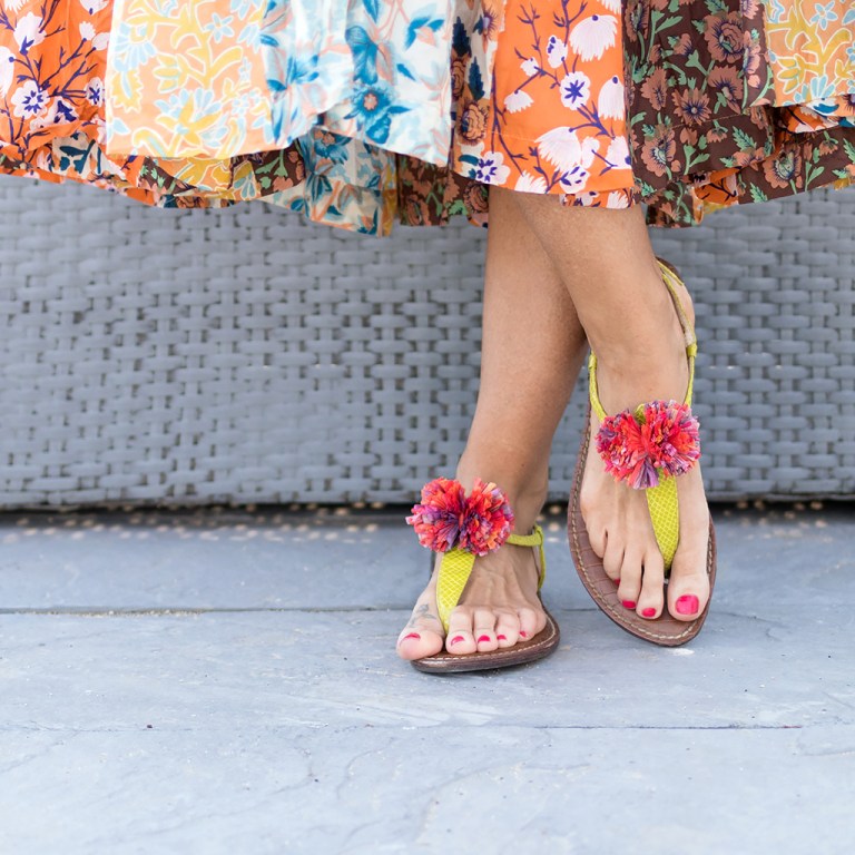 11 Dazzling DIY Pom Pom Sandals: Quick Glamorous & Awesome