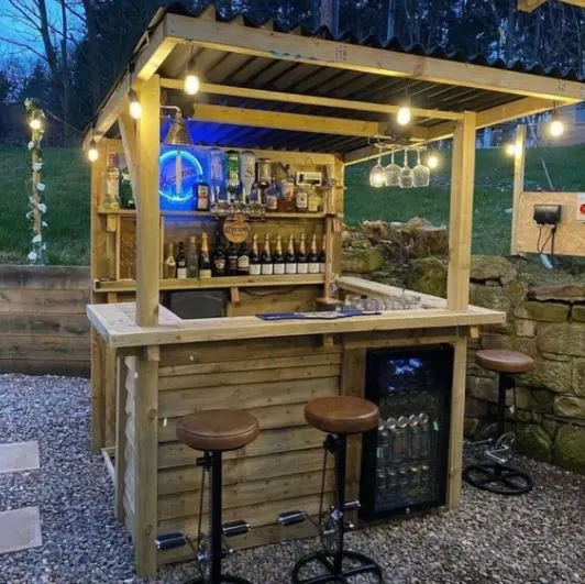 Elegant outdoor rustic bar