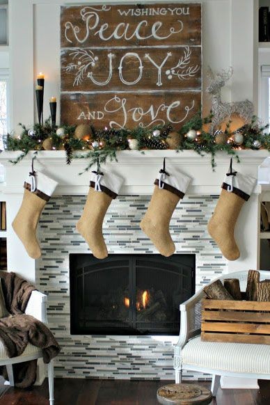 45 Real & Faux Fireplace Decors: DIY Holiday Fireplace Decor Ideas: